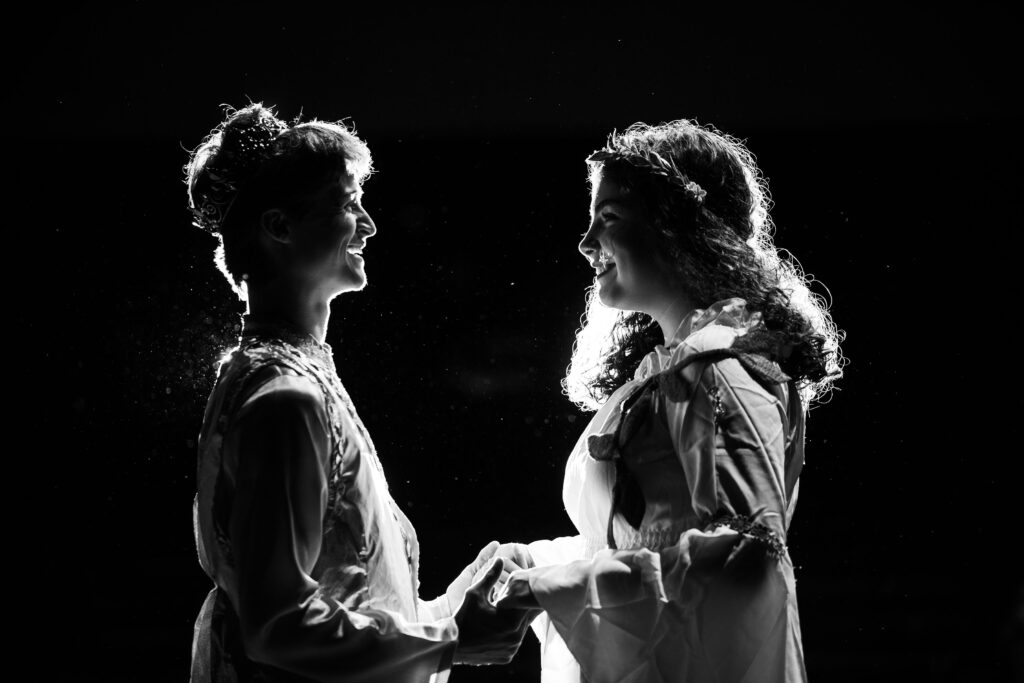 Finn Hintermister as Prince Dauntless and Mia Rinehart as Princess Winnifred. Photo by Wendy Hickok Photography.